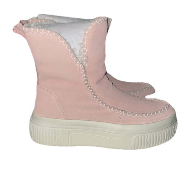 J/SLIDES Shoes - NWT J/SLIDES ELY Pink Suede Boot